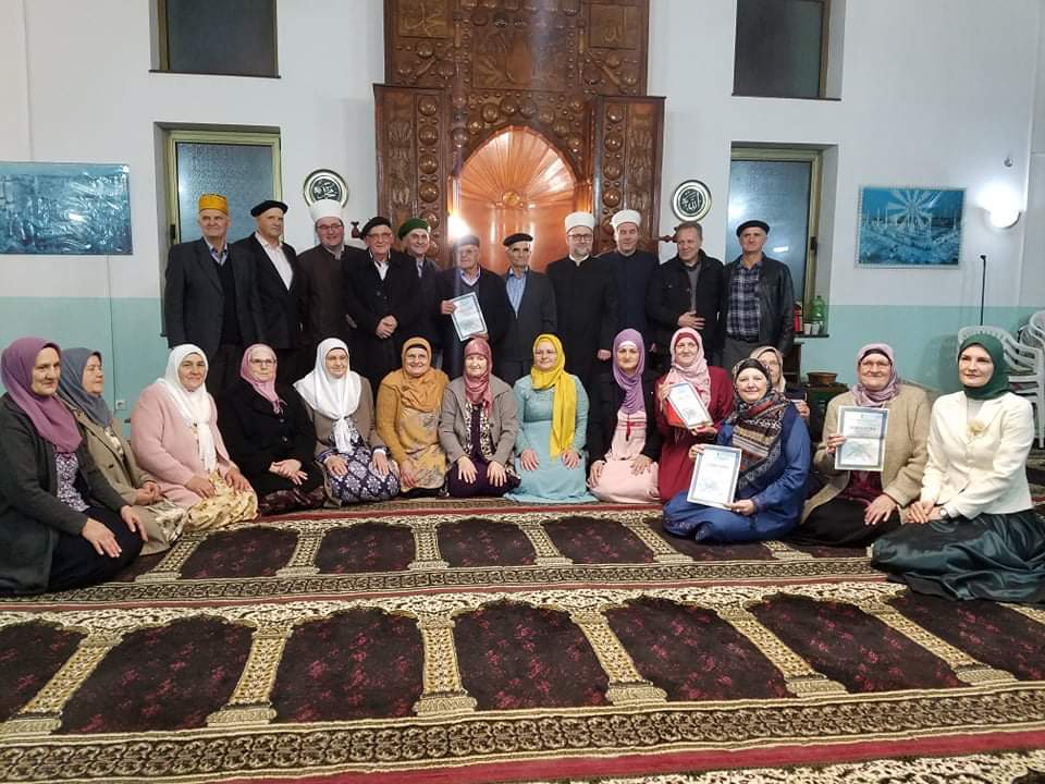 Svečanost za osamnaest svršenika hatmi u džematu Šerići