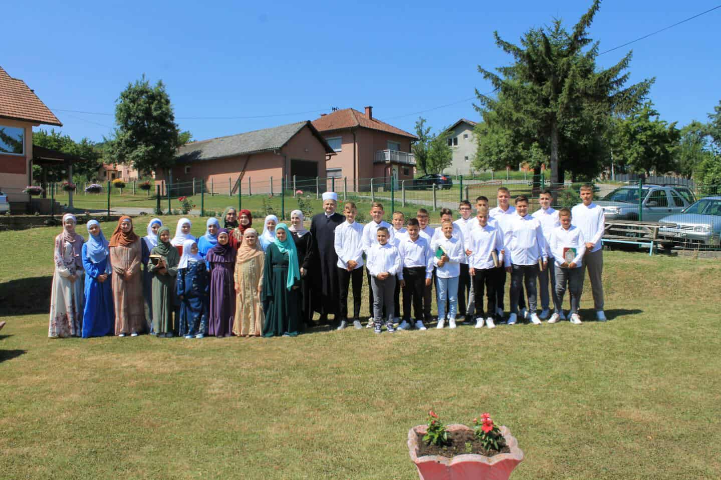 U džematu Lukavica Donja proučena hatma za mektebske polaznike