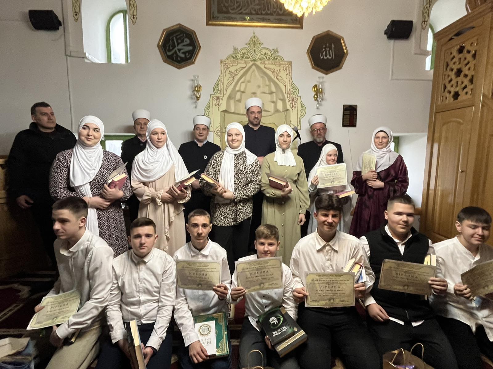 Hatma dova za trinaest mektebskih polaznika u džematu Đurđevik Stara džamija